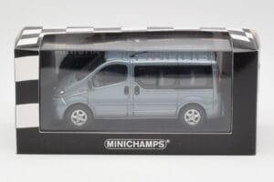 Opel Vivaro A Blågrå Minichamps 1:43 VIVARO001 Metall — bild 4 av 4