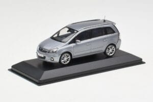 Opel Zafira A OPC Light Blue Metallic Minichamps 1:43 ZAFIRA001 Metall — bild 2 av 4