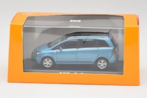 Opel Zafira A Star Blå Minichamps 1:43 B24910027Z Metall — bild 4 av 4