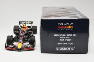 Oracle Red Bull Racing RB18 #11 S. Perez Miami GP 2022 Minichamps 1:18 110220511 Metall — bild 6 av 6