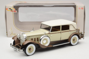 Packard Brewster Vit Signature Models 1:18 PACKARD001 Metall — bild 8 av 8