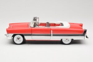 Packard Caribbean Cabriolet Röd American Mint 1:18 3042082 Metall — bild 4 av 8