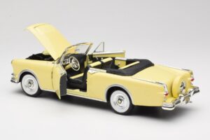Packard Caribbean Cabriolet Gul Road Signature 1:18 92798 Metall — bild 5 av 8