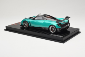 Pagani Huayra BC Green Metallic Yy Model 1:18 REMC020 Resin — bild 5 av 7