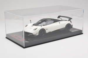 Pagani Huayra BC White Metallic Yy Model 1:18 REMC025 Resin — bild 6 av 7