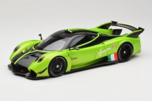 Pagani Huayra R Grön LCD 1:18 LCD18012-GR Metall