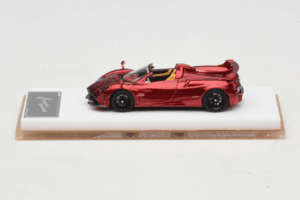 Pagani Huayra Roadster Tricolore Röd Henson & Heaven 1:64 PHRTR01 Metall