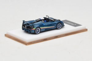 Pagani Huayra Tricolore Roadster Blå Henson & Heaven 1:64 PHTRB01 Resin — bild 3 av 8