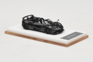 Pagani Huayra Tricolore Roadster Exposed Carbon Henson & Heaven 1:64 PHREC01 Metall — bild 4 av 7
