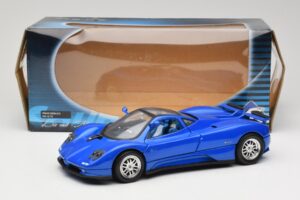 Pagani Zonda C12 Blå Solido 1:18 8172 Metall — bild 8 av 8