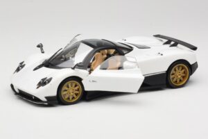 Pagani Zonda F Vit Mondo Motors 1:18 157655 Metall — bild 2 av 8