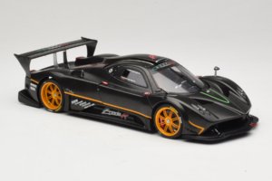 Pagani Zonda R Revolucion Carbon Fiber AUTOart 1:18 78261 Metall — bild 6 av 8