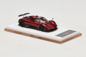 Pagani Zonda Tricolore Röd Henson & Heaven 1:64 PZTR01 Metall — bild 4 av 7