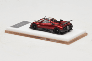 Pagani Zonda Tricolore Röd Henson & Heaven 1:64 PZTR01 Metall — bild 5 av 7