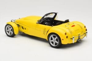 Panoz AIV Roadster Gul AUTOart 1:18 78213 Metall — bild 7 av 8