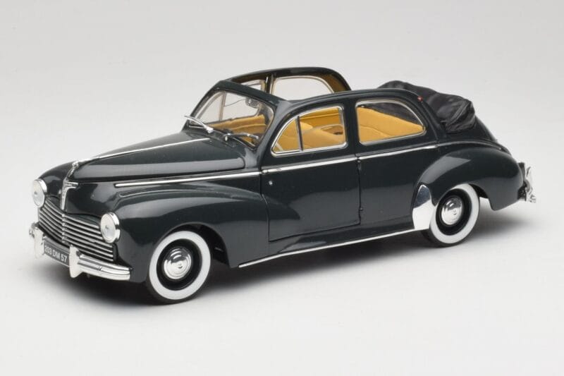Peugeot 203 Cabriolet Svart Solido 1:18 8156 Metall