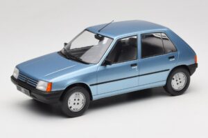 Peugeot 205 Blå MCG 1:18 MCG18491 Metall