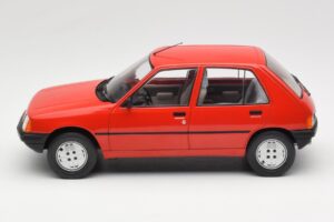 Peugeot 205 Röd MCG 1:18 MCG18492 Metall — bild 3 av 6