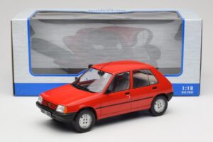 Peugeot 205 Röd MCG 1:18 MCG18492 Metall — bild 6 av 6