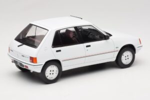 Peugeot 205 Vit MCG 1:18 MCG18493 Metall — bild 2 av 6