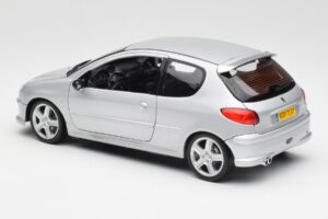 Peugeot 206 RC Aluminium Silver Norev 1:18 184726 Metall — bild 7 av 8
