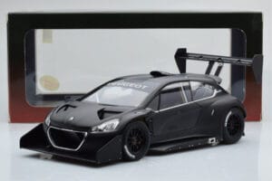 Peugeot 208 T16 Pikes Peak S. Loeb Pikes Peak International Hill Climb Record 2013 AUTOart 1:18 81356 Komposit — bild 6 av 6