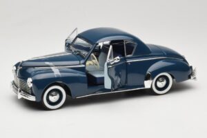 Peugeot 302 Coupe Blå Solido 1:18 8168 Metall — bild 2 av 8