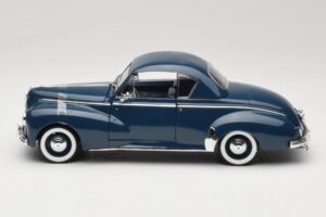 Peugeot 302 Coupe Blå Solido 1:18 8168 Metall — bild 4 av 8