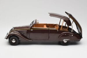 Peugeot 402 Eclipse Choklad Norev 1:18 184873 Metall — bild 6 av 12