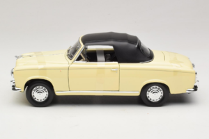 Peugeot 403 Cabriolet Beige Welly 1:18 12551HW Metall — bild 3 av 6