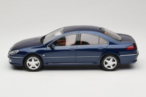 Peugeot 607 Phase II 3.0 V6 Blå Otto 1:18 OT485 Resin — bild 3 av 6