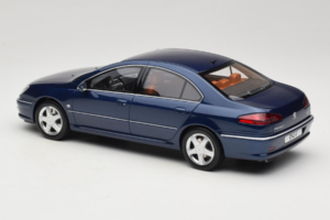 Peugeot 607 Phase II 3.0 V6 Blå Otto 1:18 OT485 Resin — bild 5 av 6