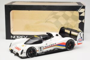 Peugeot 905 Evo 1B Group C #1 Peugeot Talbot Sport D. Warwick / Y. Dalmas / M. Blundell 24 Hours of Le Mans Winner 1992 Norev — bild 6 av 6