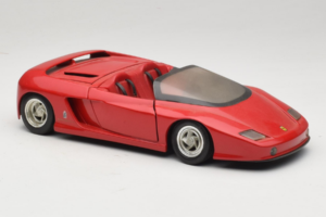 Pininfarina Mythos Röd Revell 1:18 8806 Metall — bild 6 av 8
