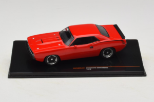 Plymouth Barracuda Röd IXO 1:43 CLC592N Metall