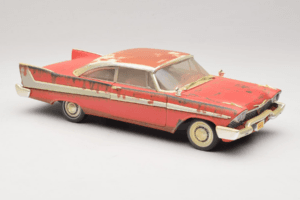 Plymouth Fury Röd Christine Smutsig Version Auto World 1:18 AWSS119/06 Metall — bild 6 av 8