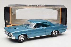 Pontiac GTO Hurst Edition Blå Maisto 1:18 531885 Metall — bild 8 av 8