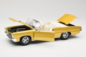 Pontiac GTO Hurst Edition Guld Maisto 1:18 531884 Metall — bild 2 av 8