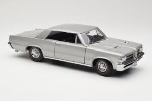 Pontiac GTO Silver Sun Star 1:18 1821 Metall — bild 6 av 8