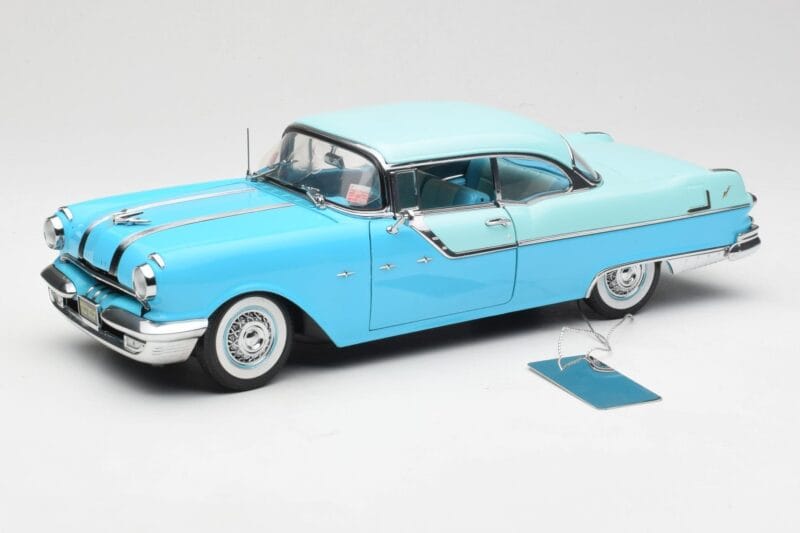 Pontiac Star Chief Blå Sun Star 1:18 5041 Metall