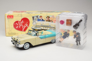 Pontiac Star Chief I Love Lucy Nautilus Blue Vit Sun Star 1:18 5057 Metall — bild 7 av 7
