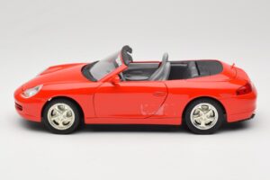 Porsche 911 996 Cabriolet Röd Mira 1:18 6930 Metall — bild 4 av 8