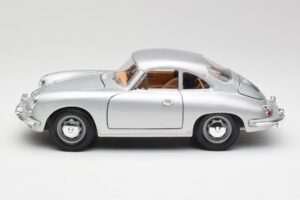 Porsche 356B Silver & Brunt Interiör Bburago 1:18 3021-M2 Metall — bild 4 av 8