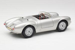 Porsche 550 A Spyder Silver Maisto 1:18 50314 Metall — bild 3 av 8