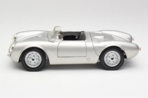 Porsche 550 A Spyder Silver Maisto 1:18 50314 Metall — bild 4 av 8
