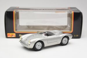 Porsche 550 A Spyder Silver Maisto 1:18 50314 Metall — bild 8 av 8