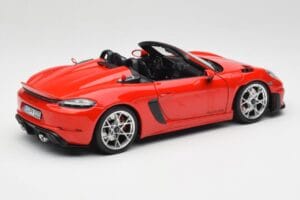 Porsche 718 Spyder RS Guards Red Norev 1:18 187271 Metall — bild 3 av 8