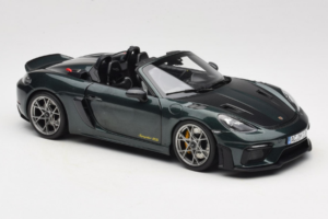 Porsche 718 Spyder RS Weissach Pack Forest Green Norev 1:18 187272 Metall — bild 6 av 8