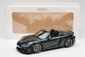 Porsche 718 Spyder RS Weissach Pack Forest Green Norev 1:18 187272 Metall — bild 8 av 8