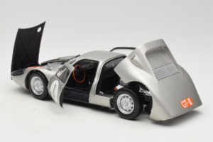 Porsche 904 GTS #1 Japan Grand Prix 1964 Minichamps 1:18 183646701 Metall — bild 5 av 8